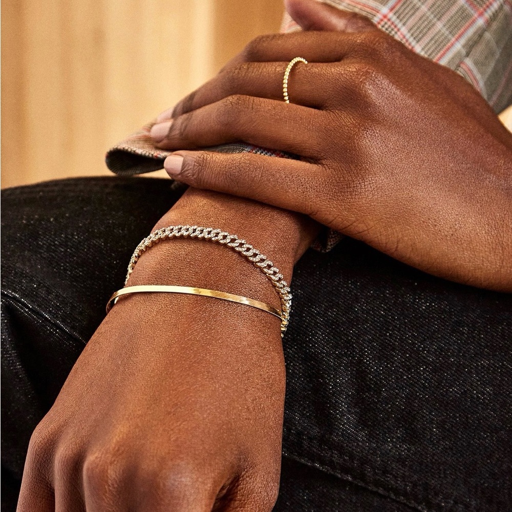 BaubleBar Gia Herringbone Chain Gold Bracelet - NWOT - Picture 3 of 6